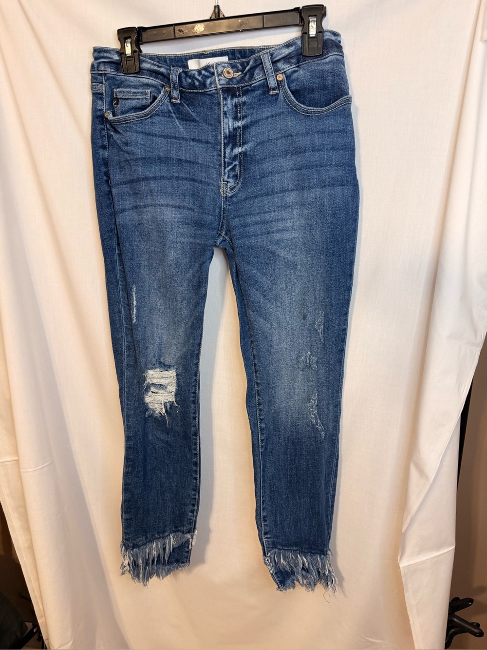 Women’s Distressed Blue Frayed Hem Jeans